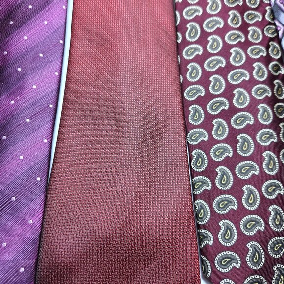 Lot of Seven Neckties Men's Purples and Reds Silk and Polyester Various Patterns - Picture 5 of 10